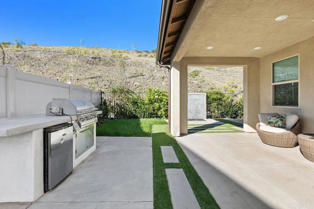 https://cdn.realtyfeed.com/cdn/127/306557713/a2624a6c4c461f38dd8e84936277b43e.webp