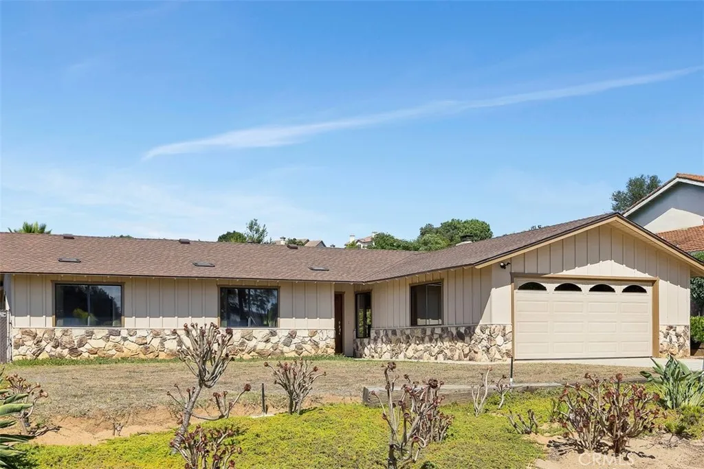 https://cdn.realtyfeed.com/cdn/127/306557716/73942d6ba316f5c3d0af77dd98ce38fa.webp