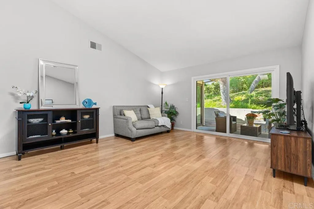 https://cdn.realtyfeed.com/cdn/127/306557721/538fe11b1fe33b51f54b388ff4705510.webp