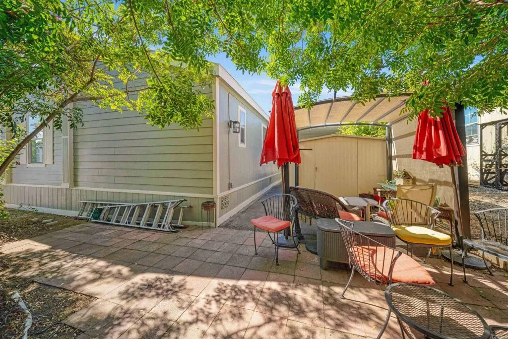 https://cdn.realtyfeed.com/cdn/127/306557777/14c24918dcea4800275fd41e3faa6783.webp