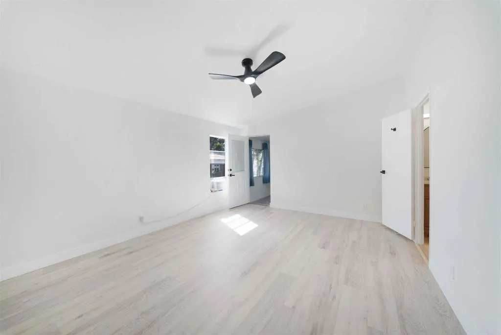 https://cdn.realtyfeed.com/cdn/127/306557777/304733343788c38a92b9741553638829.webp