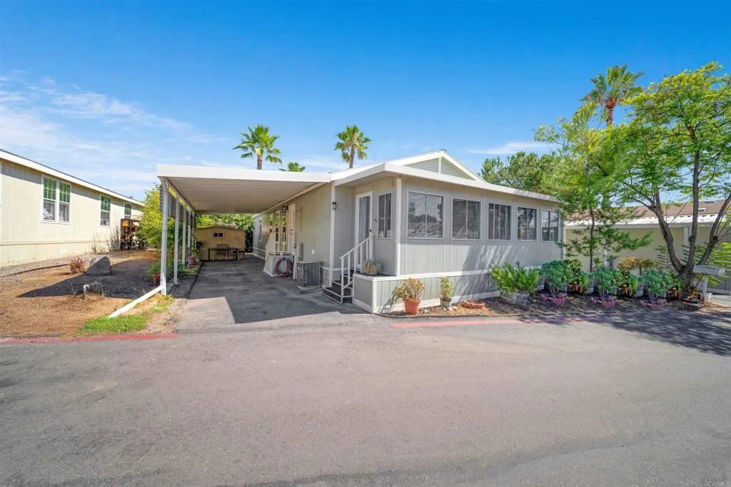 https://cdn.realtyfeed.com/cdn/127/306557777/5f8adc3757f79d10e663cd91d252d554.webp