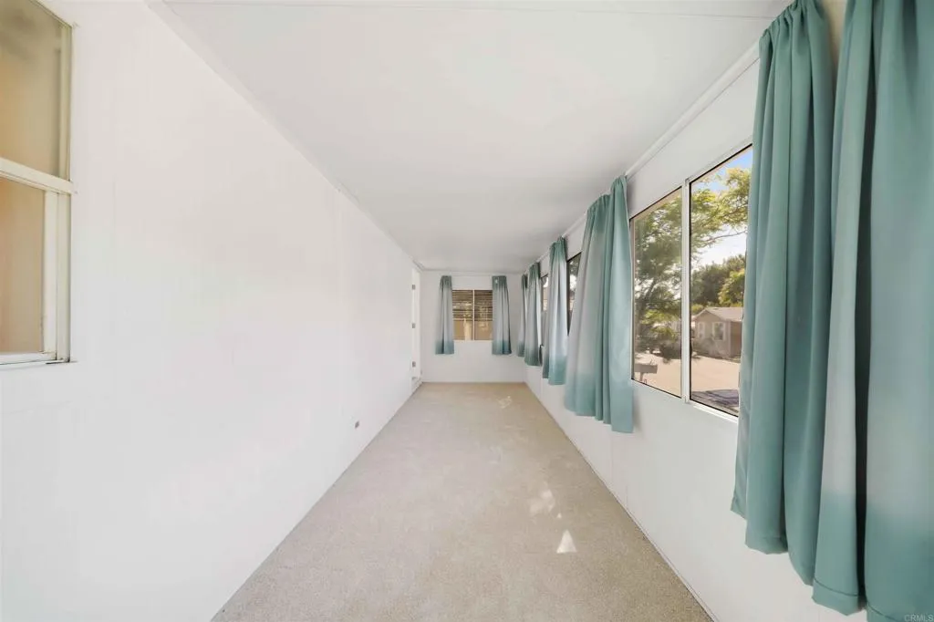 https://cdn.realtyfeed.com/cdn/127/306557777/89c3a90364b2be3a6553ee84d05bb1a0.webp