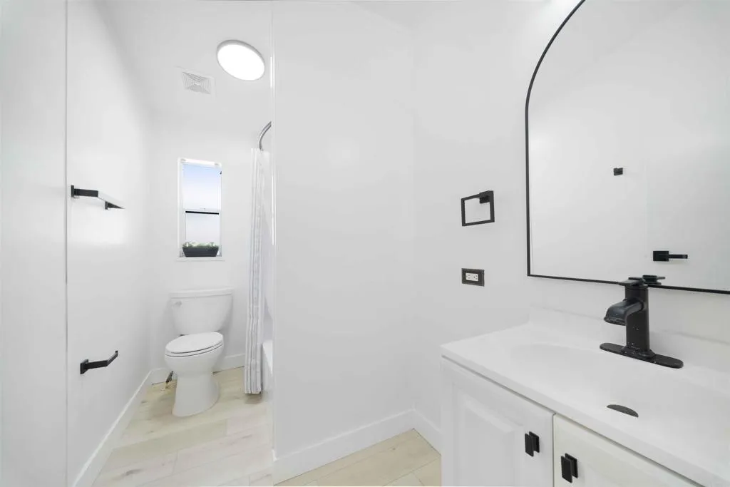 https://cdn.realtyfeed.com/cdn/127/306557777/94be0842612f9bee4b6552e1c168f292.webp