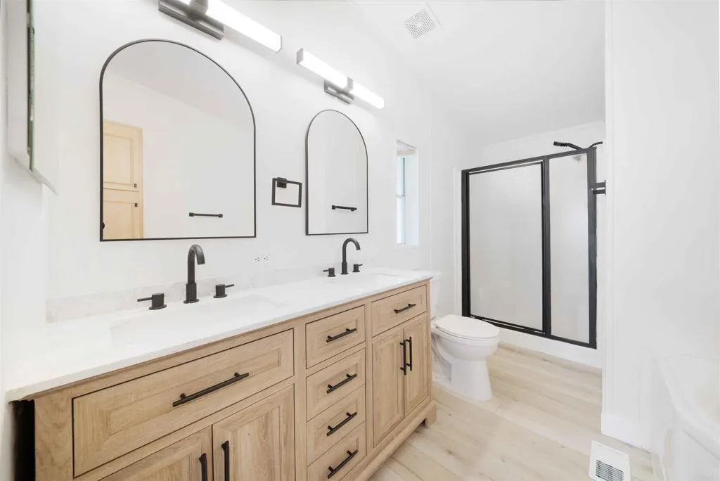 https://cdn.realtyfeed.com/cdn/127/306557777/d47c2b3f1e550db7755a0430eb22bb01.webp