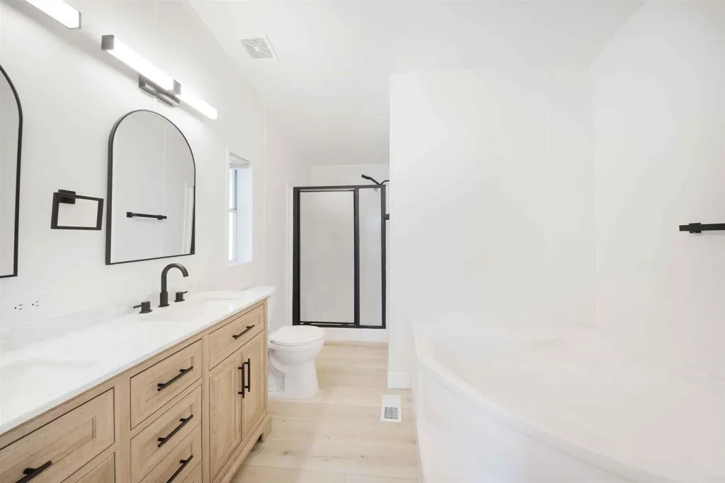 https://cdn.realtyfeed.com/cdn/127/306557777/f91b9dc6986158b10a5be9c5cf8bb33b.webp