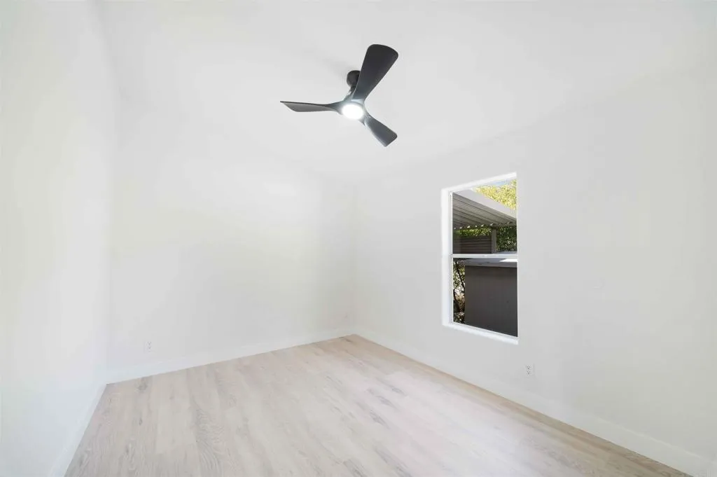 https://cdn.realtyfeed.com/cdn/127/306557777/fef95256b5b0d6de8415b4d13d5343c3.webp