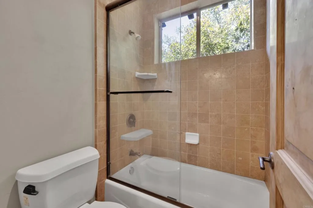 https://cdn.realtyfeed.com/cdn/127/306557795/164d64b64b0f381814ca0b4b50d07ad3.webp