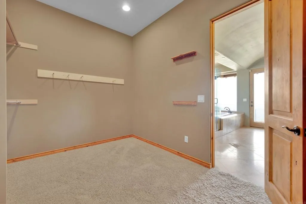 https://cdn.realtyfeed.com/cdn/127/306557795/3611acb785c90f54b4216c99cabbb674.webp