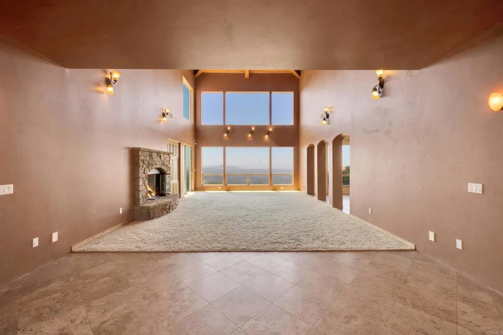 https://cdn.realtyfeed.com/cdn/127/306557795/3d47539a2e6e09f5eb43d763b146706e.webp