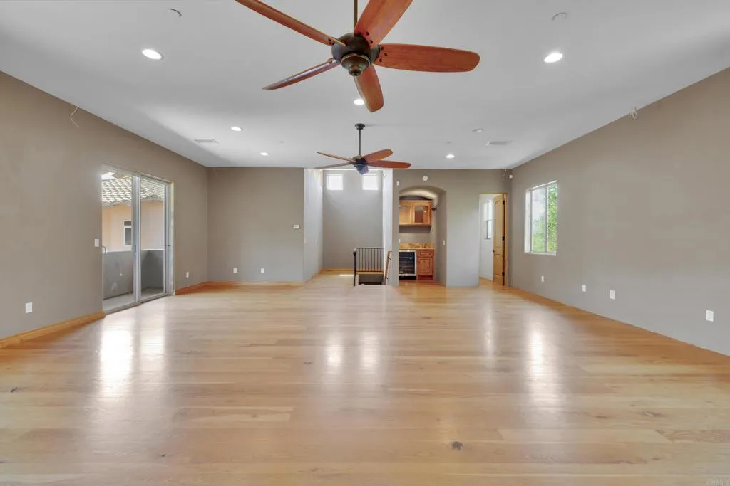 https://cdn.realtyfeed.com/cdn/127/306557795/3d83ac5d638d725ddcc7bb9dbc49032d.webp