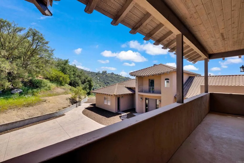 https://cdn.realtyfeed.com/cdn/127/306557795/8818d74623613e810cff5ac28ab2111e.webp