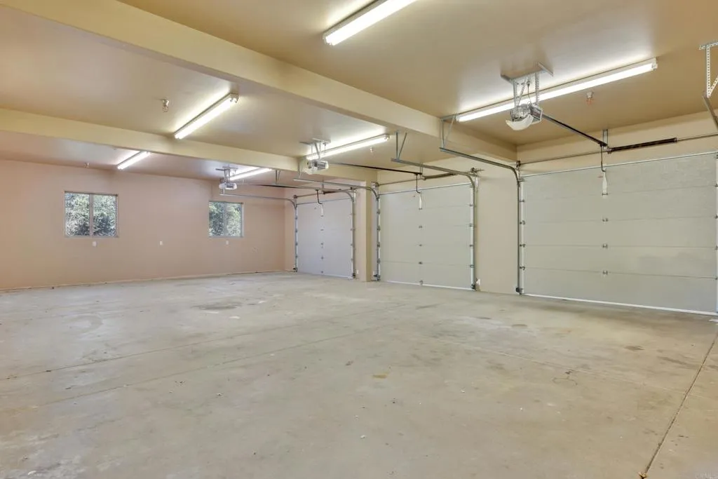 https://cdn.realtyfeed.com/cdn/127/306557795/93c6c315c39c5fcb1482bf4949e7f4b4.webp