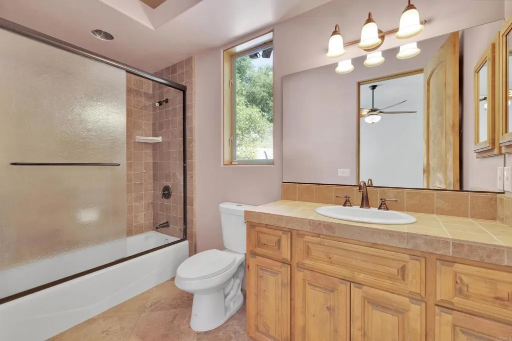 https://cdn.realtyfeed.com/cdn/127/306557795/b70d4c1a2a3a39f6b0094fb97c417e6b.webp