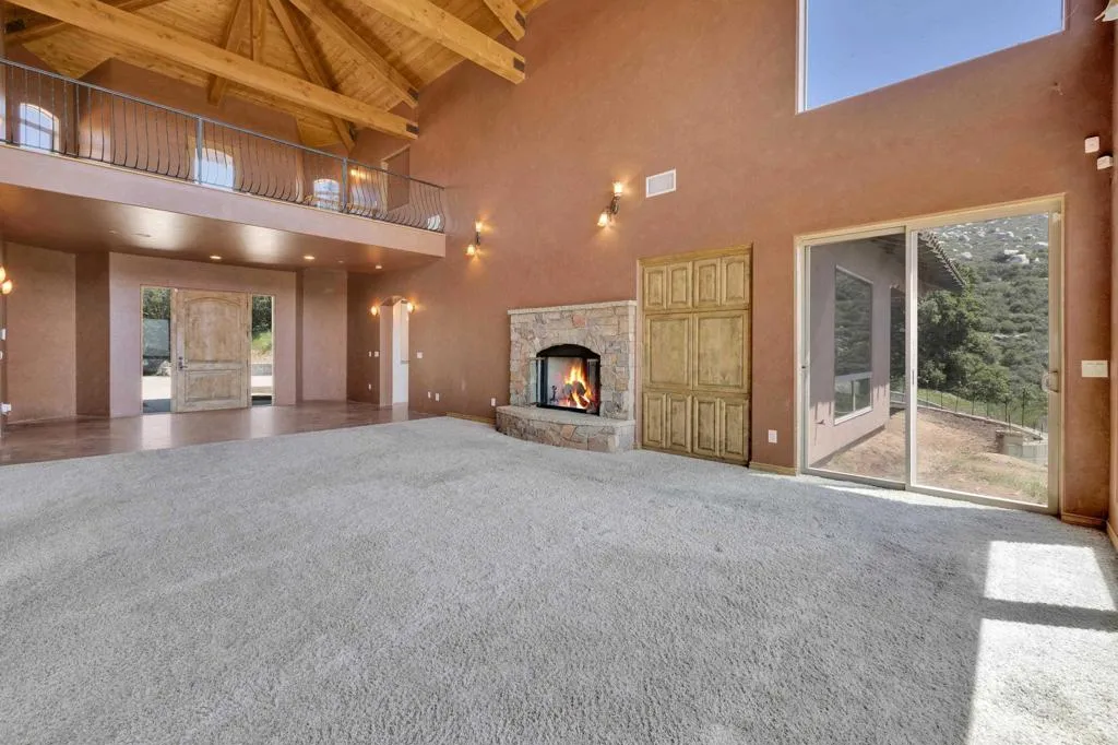 https://cdn.realtyfeed.com/cdn/127/306557795/ea442ea9d102b7149f7d080eb3e54f2f.webp