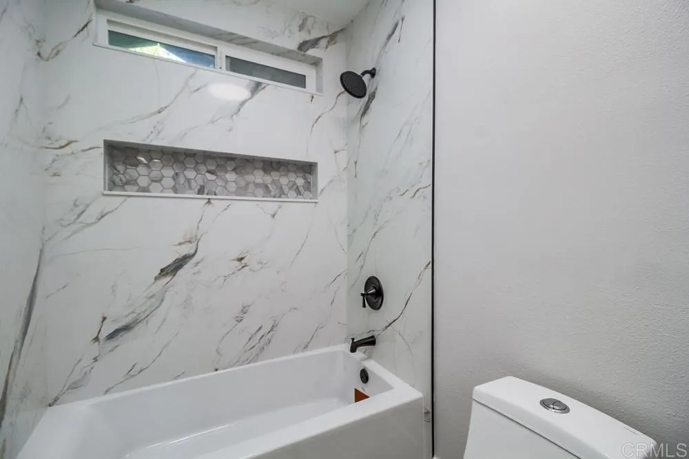 https://cdn.realtyfeed.com/cdn/127/306557844/1eae6fe410ad7efe2ac99a6509870a36.webp