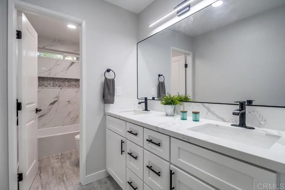 https://cdn.realtyfeed.com/cdn/127/306557844/2d9dc815d0df36803f49f107e7b55d96.webp