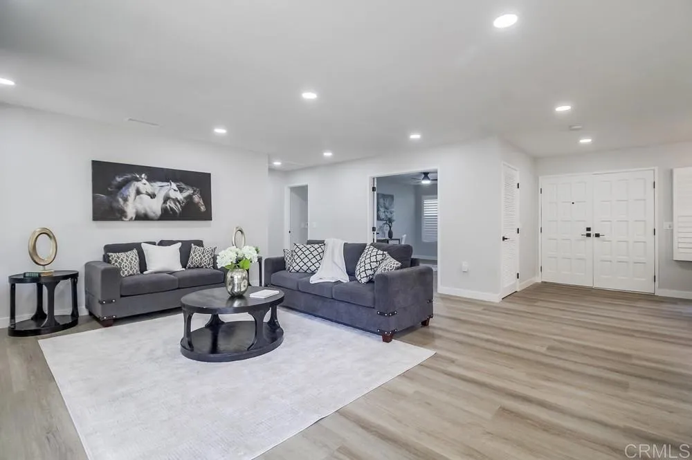 https://cdn.realtyfeed.com/cdn/127/306557844/b368ba51aacb98e51902c28665e8b1c1.webp