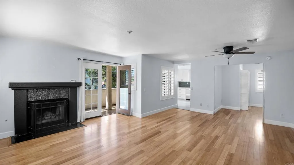 https://cdn.realtyfeed.com/cdn/127/306557856/3d350a8eba2d8f3e613f21cbb477b3cb.webp