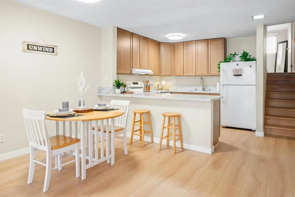 https://cdn.realtyfeed.com/cdn/127/306557864/7f375cb0c8f76e2f62e4cee9b32139c7.webp