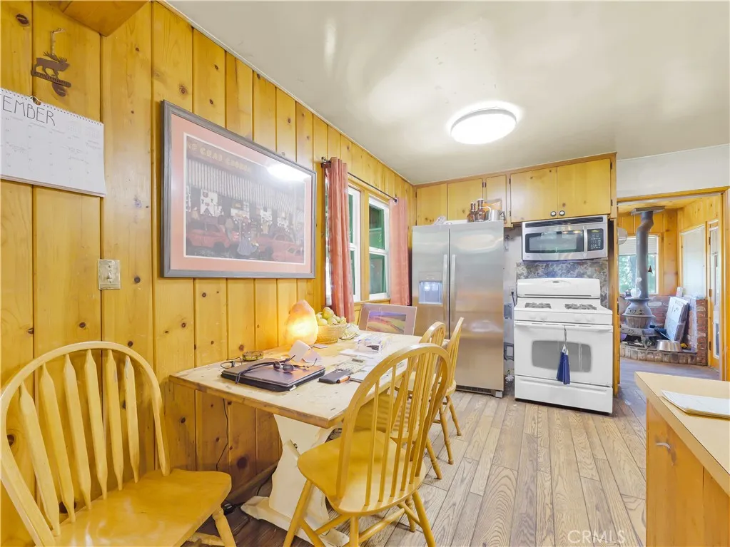 37590 Live Oak, Angelus Oaks, CA, 92305