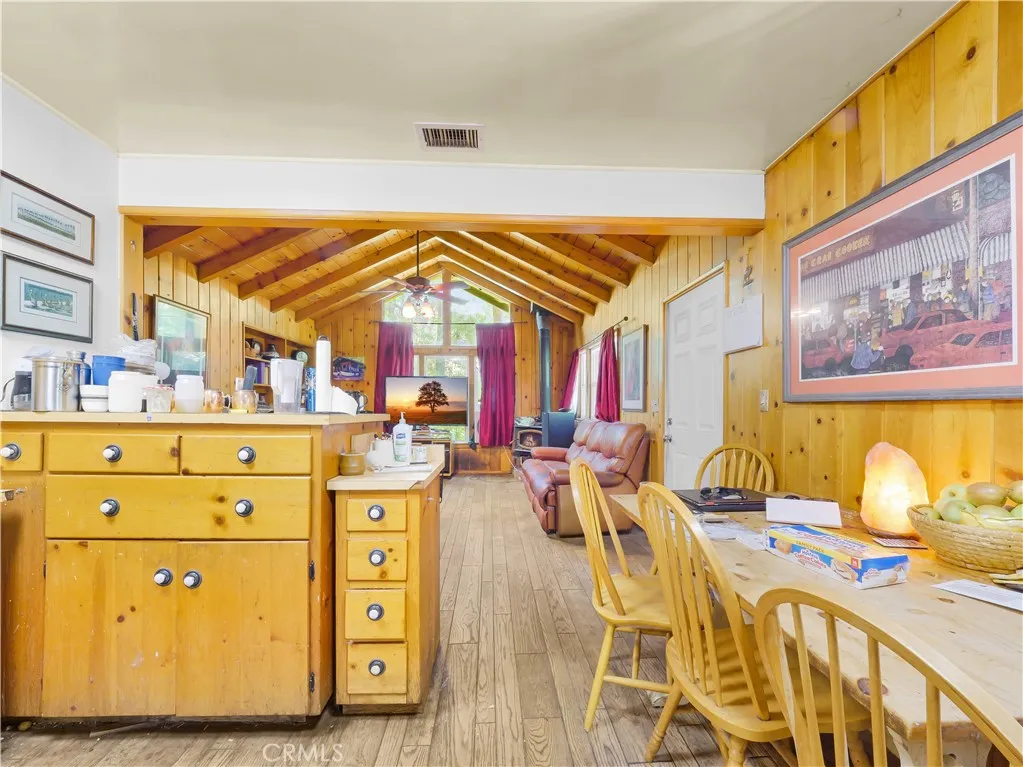 37590 Live Oak, Angelus Oaks, CA, 92305