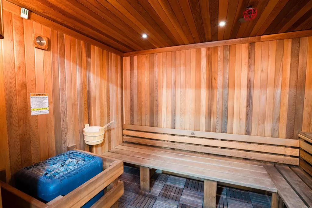 https://cdn.realtyfeed.com/cdn/127/306557871/9fd03d00d5663578e71b5082ee7b40ae.webp