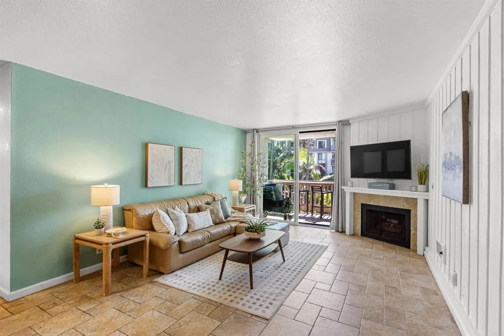 https://cdn.realtyfeed.com/cdn/127/306557871/dcbe59ab2d77150c6faecfce22cc80a7.webp