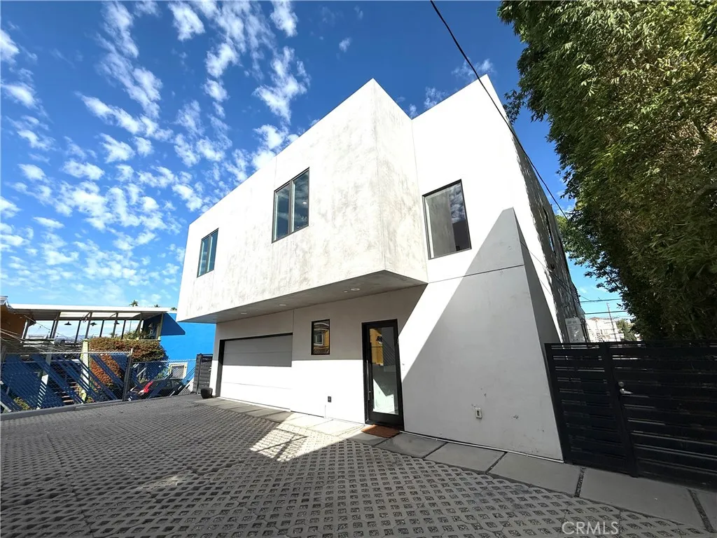 542 N Commonwealth Avenue, Silver Lake, CA 90004 - Photo 2 of 18, Silver Lake, CA