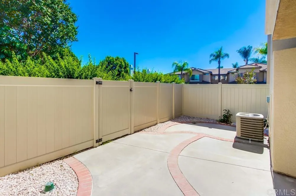 https://cdn.realtyfeed.com/cdn/127/306557901/3196ea49ac3a41cb40cba45d036ced2b.webp