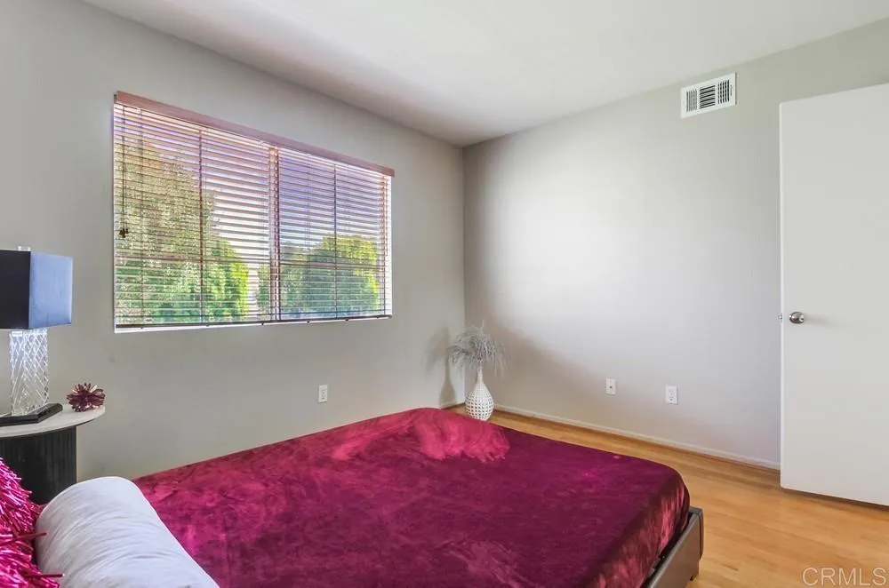 https://cdn.realtyfeed.com/cdn/127/306557901/31f5426af2ff34ff23c932441f65c373.webp