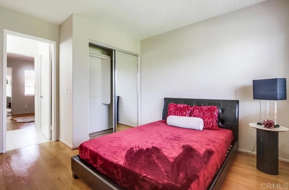 https://cdn.realtyfeed.com/cdn/127/306557901/3fb93a46acd981f293d33d8c02268bf5.webp