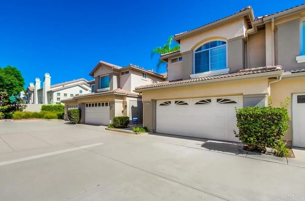 https://cdn.realtyfeed.com/cdn/127/306557901/9c1c2915687b751119d2d4ada149060a.webp