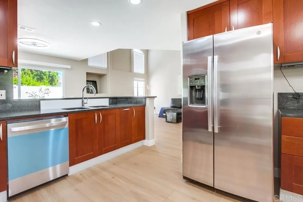 https://cdn.realtyfeed.com/cdn/127/306557901/fe44035c5f9f8c10d5e79df5f54b087e.webp