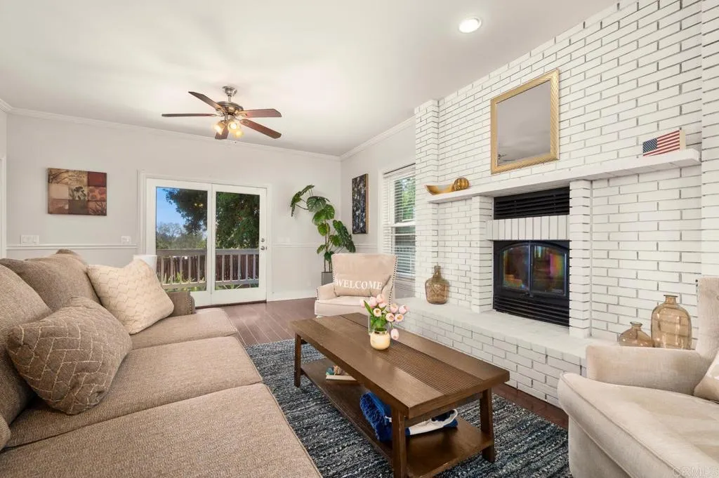 https://cdn.realtyfeed.com/cdn/127/306557905/457a7943ddc0ca28e849581a7e7293e9.webp