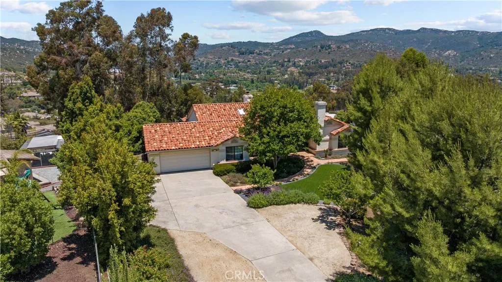 https://cdn.realtyfeed.com/cdn/127/306557922/5cf13e280d3e8682ebf3e9633c13e410.webp