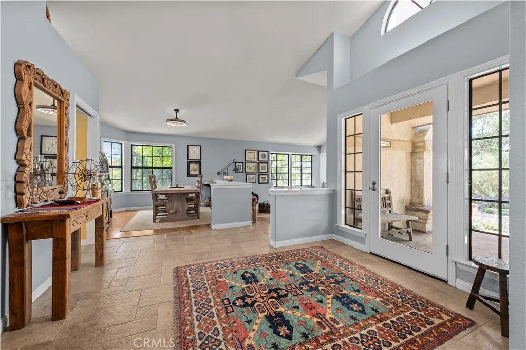 https://cdn.realtyfeed.com/cdn/127/306557922/b98ac3308463d88938d8ba072a8ef914.webp