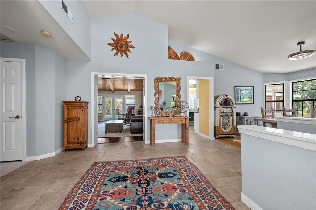 https://cdn.realtyfeed.com/cdn/127/306557922/c406c4bfcc34a911e7cdba3e11936e91.webp
