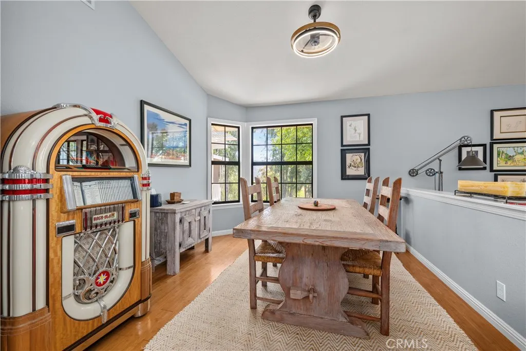 https://cdn.realtyfeed.com/cdn/127/306557922/eb27e74e82ce8cf5833c338ec658141d.webp
