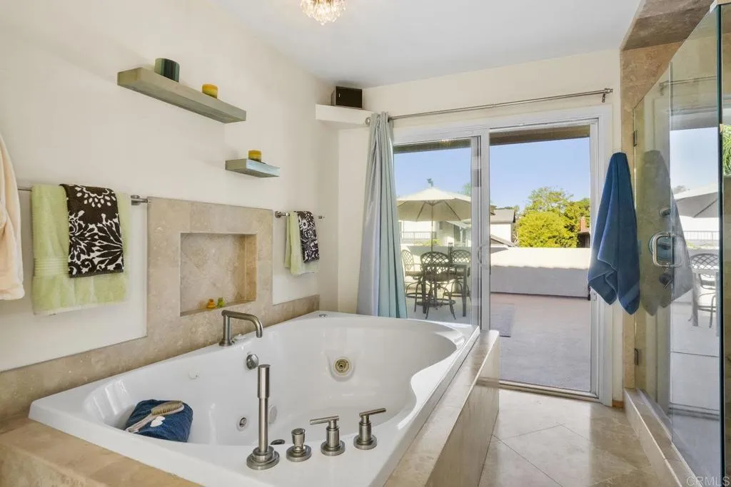 https://cdn.realtyfeed.com/cdn/127/306557934/1ce63cc2baae5b0ab37fab2d80fd7847.webp