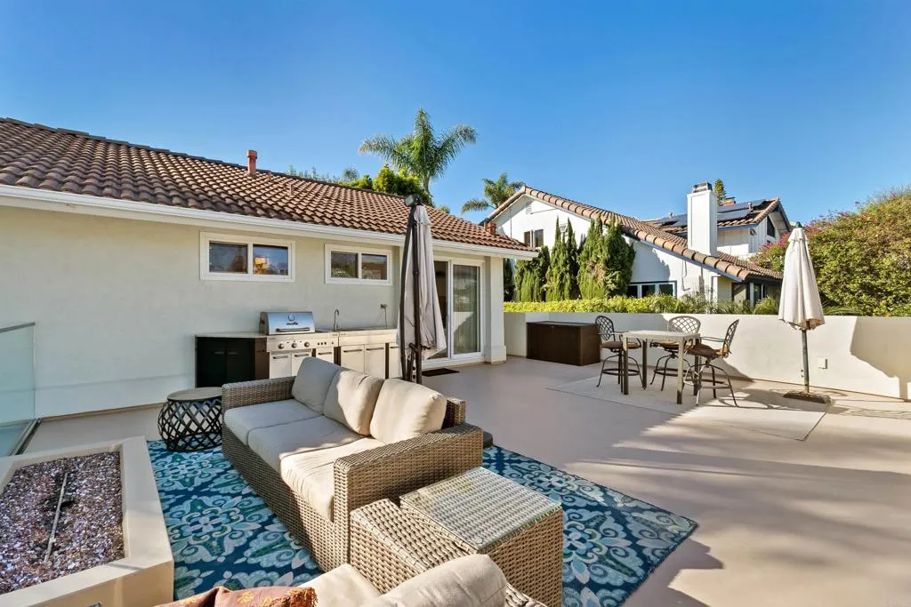 https://cdn.realtyfeed.com/cdn/127/306557934/88b3a4ad5d11be191b186623a5c54869.webp