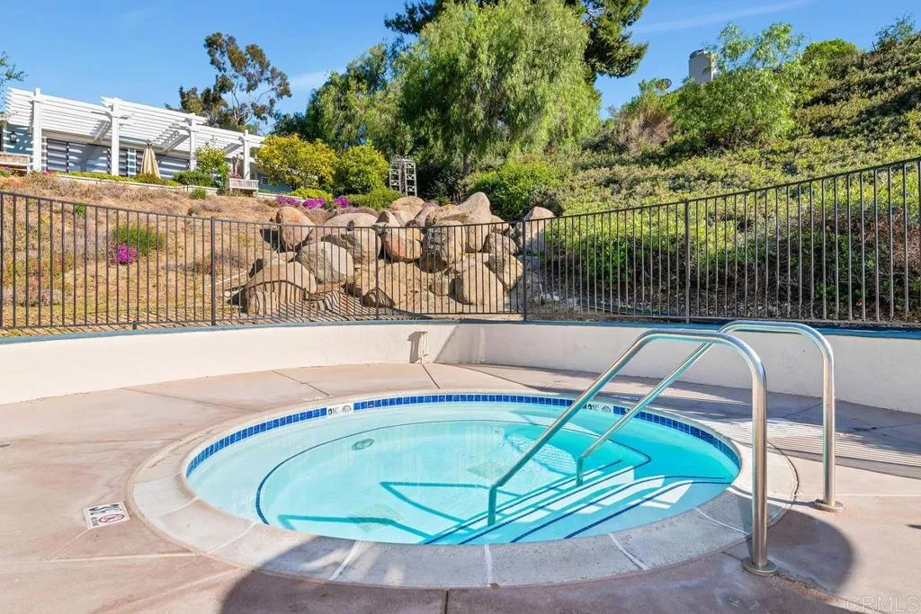 https://cdn.realtyfeed.com/cdn/127/306557937/1710eb3bc5879a3095e35c2c19962c8d.webp