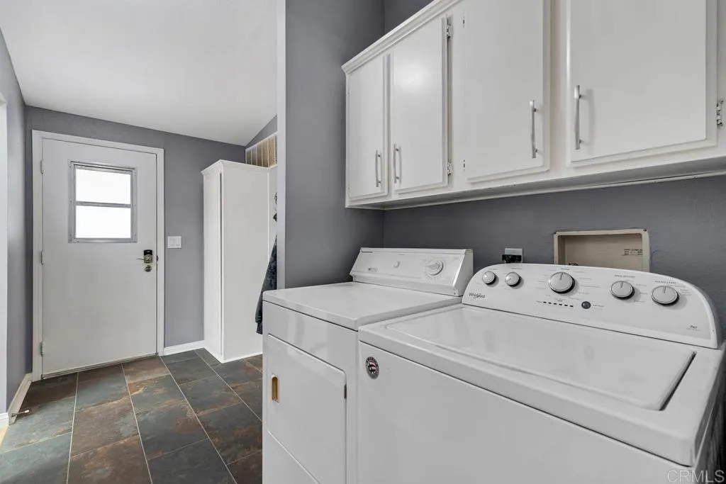 https://cdn.realtyfeed.com/cdn/127/306557937/bc828e2e13604b2576504d19d9eee476.webp