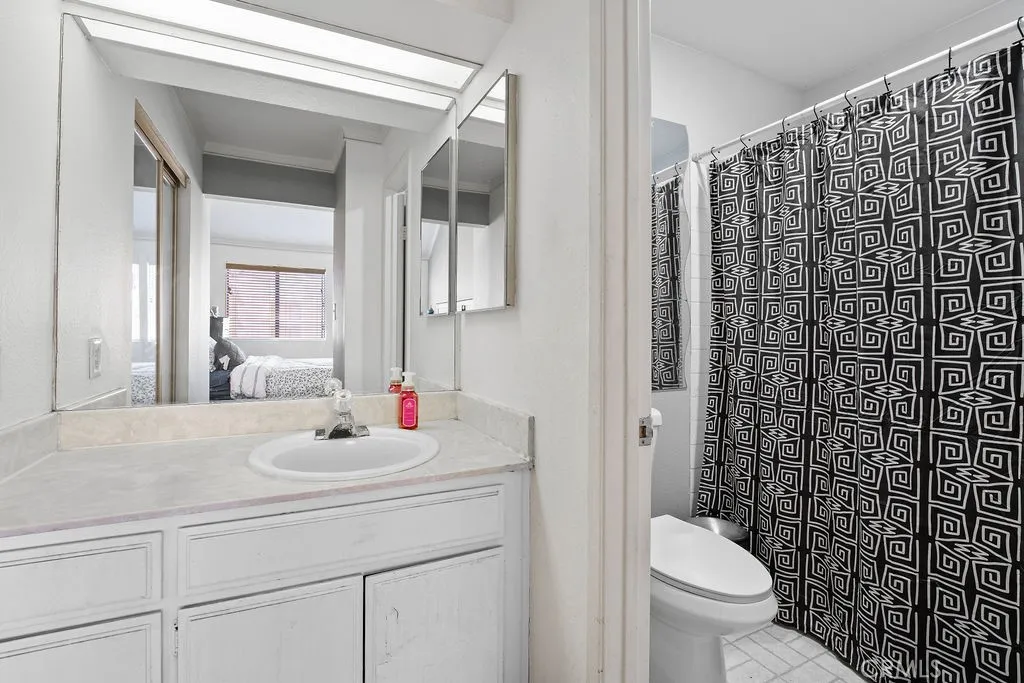 https://cdn.realtyfeed.com/cdn/127/306557998/7f9070daffb9333f4f5179a2a2462001.webp