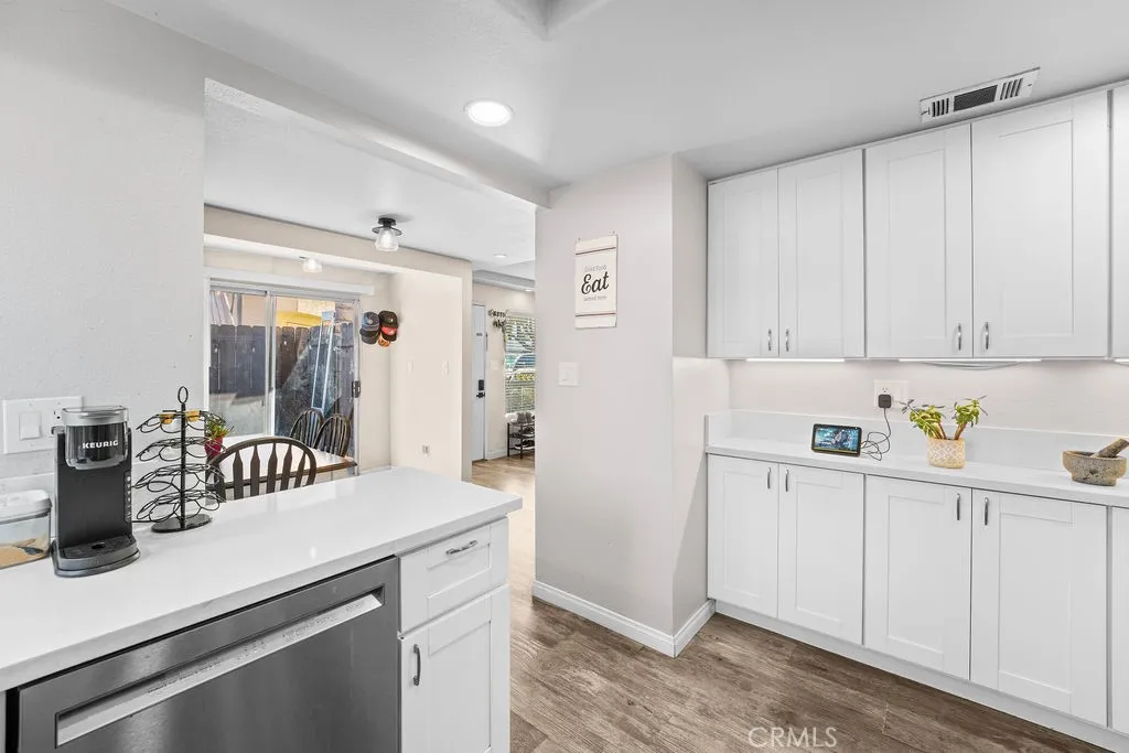 Photo #13: SW25231479 Listing: Photo #13