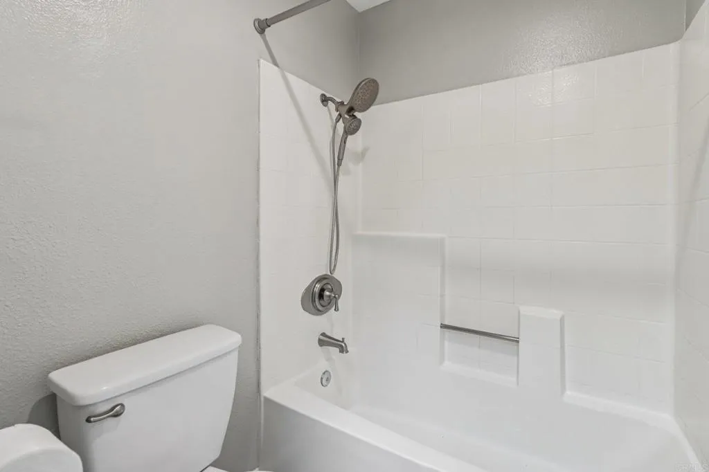 https://cdn.realtyfeed.com/cdn/127/306558018/96e21224a10685ca5421421875d7b64f.webp