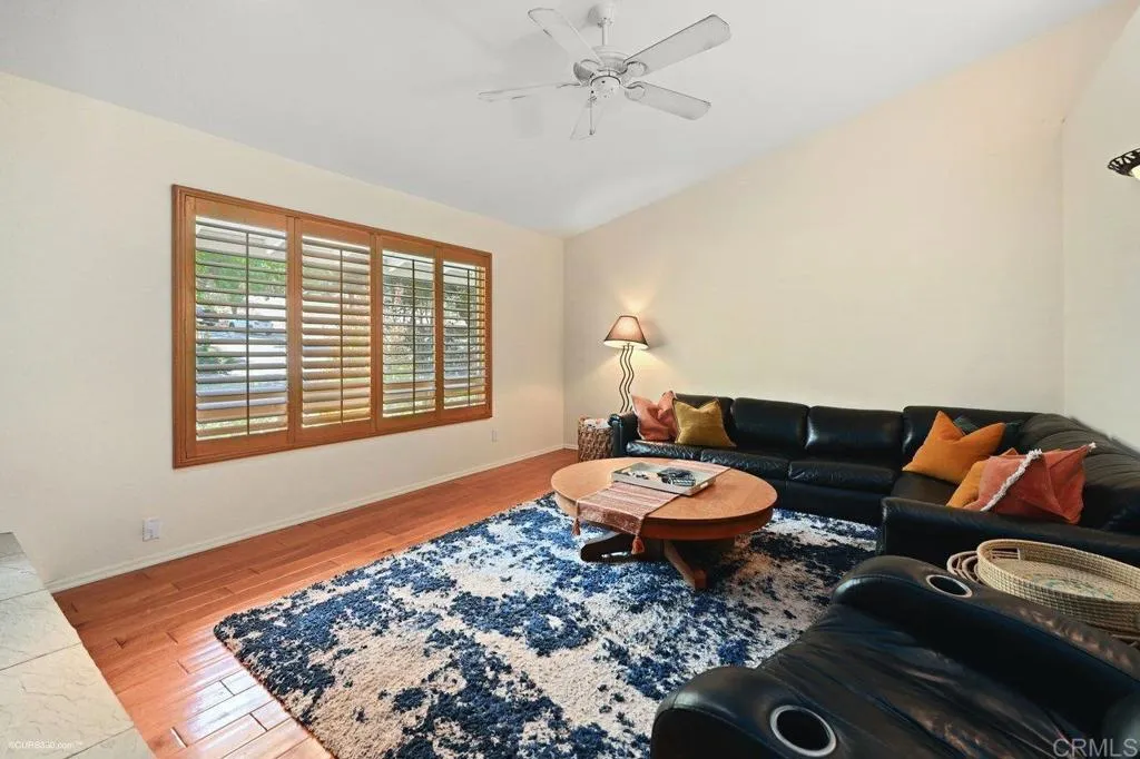 https://cdn.realtyfeed.com/cdn/127/306558080/7832988ff0afc268220a22dec25534cf.webp