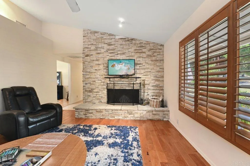 https://cdn.realtyfeed.com/cdn/127/306558080/79bad7072c708dd44b365e78359f601e.webp