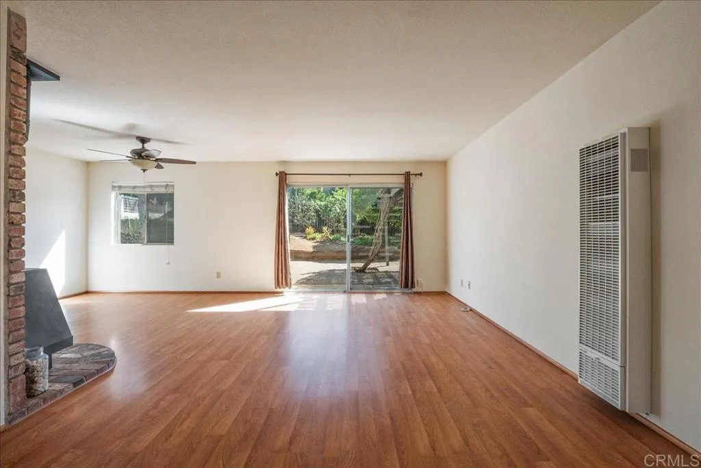 https://cdn.realtyfeed.com/cdn/127/306558084/576a75aa20beb726705fad83c477abbc.webp