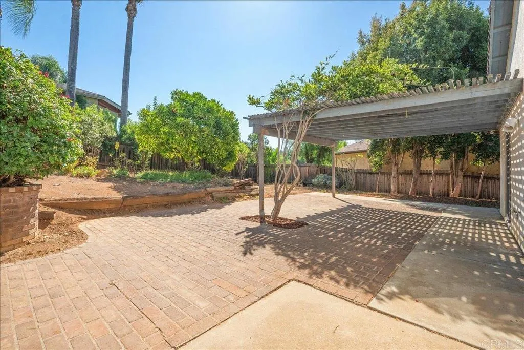 https://cdn.realtyfeed.com/cdn/127/306558084/cb8a39fd289c4bcb548a9ab34a80d8ec.webp